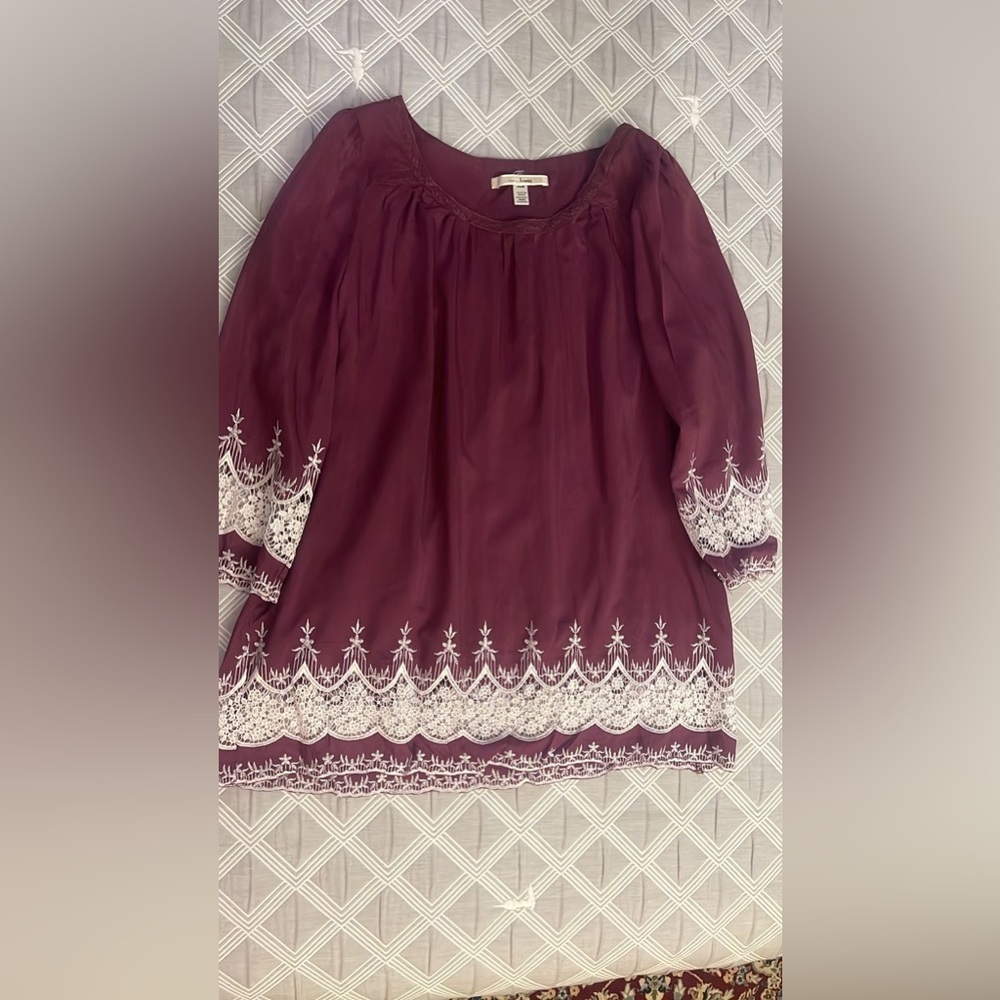 Trinity Plum color Blouse with White Lace Trim size S